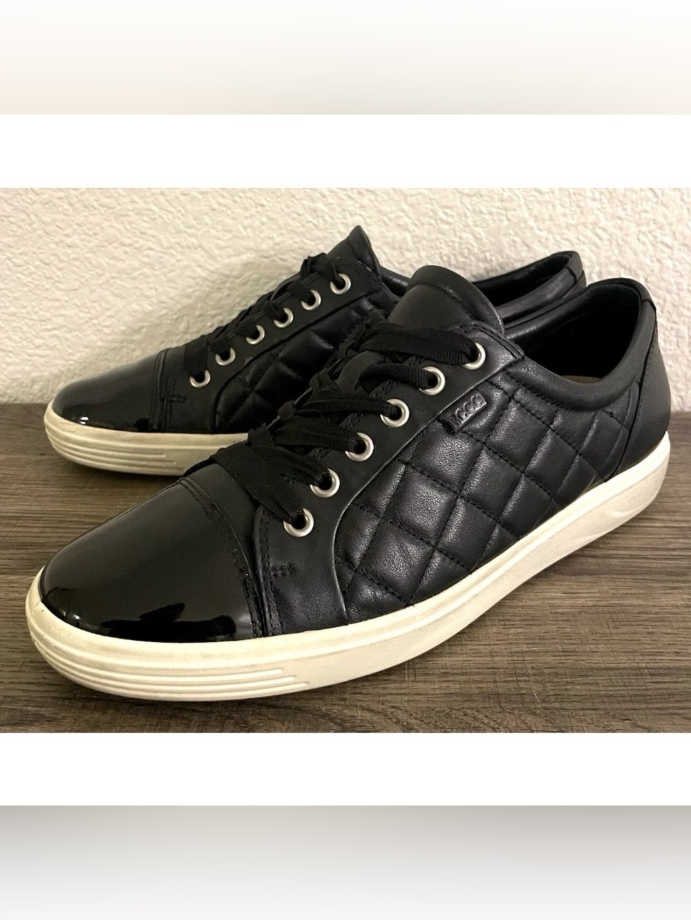 Ecco Soft 7 Womens EU 41 US 10/10.5 Patent Black Leather Quilt Fashion Sneakers